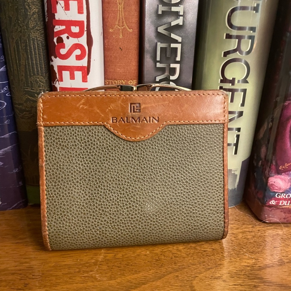 Pierre Balmain Pine green kiss lock leather wallet